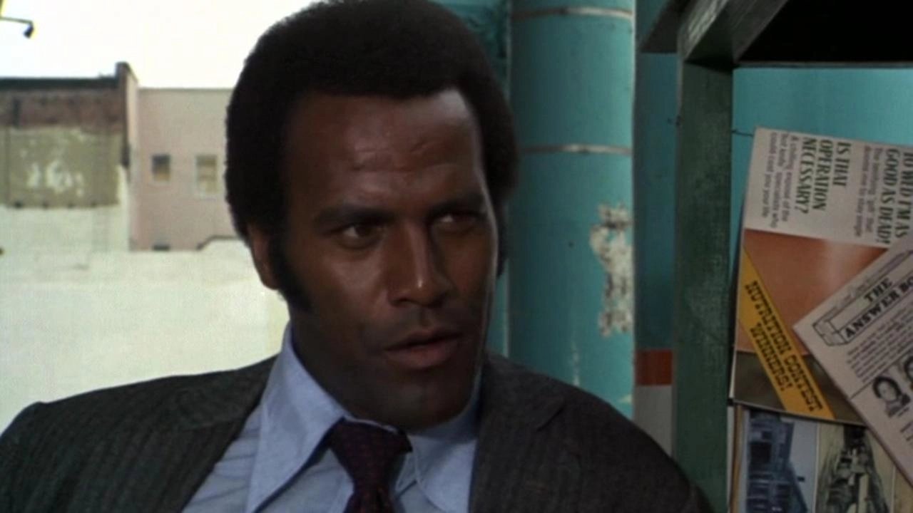 Con tanti cari... cadaveri detective Stone