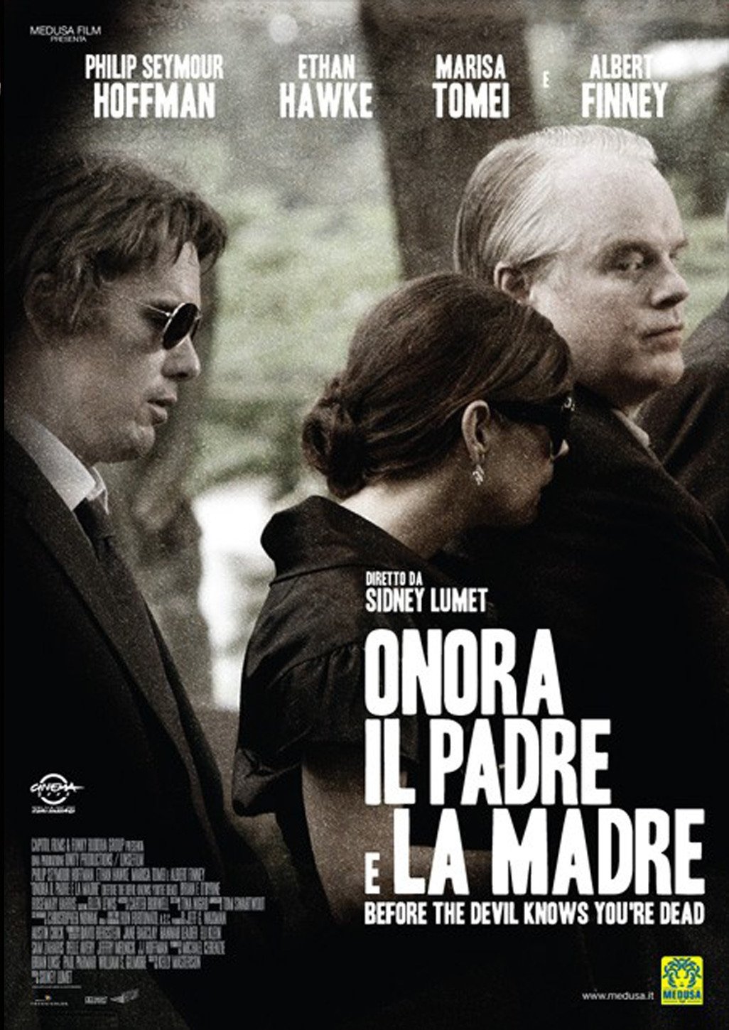 Locandina di Onora il padre e la madre